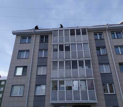 Очистка крыш от снега и наледи