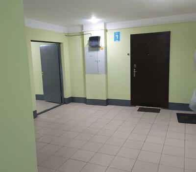 Косм. ремонт парадной №1 Колпинское шоссе, д. 12, к. 1